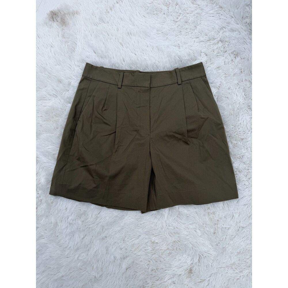 Theory DP Bermuda Cotton Short in Soft Chino Willow Olive Green - Size 8